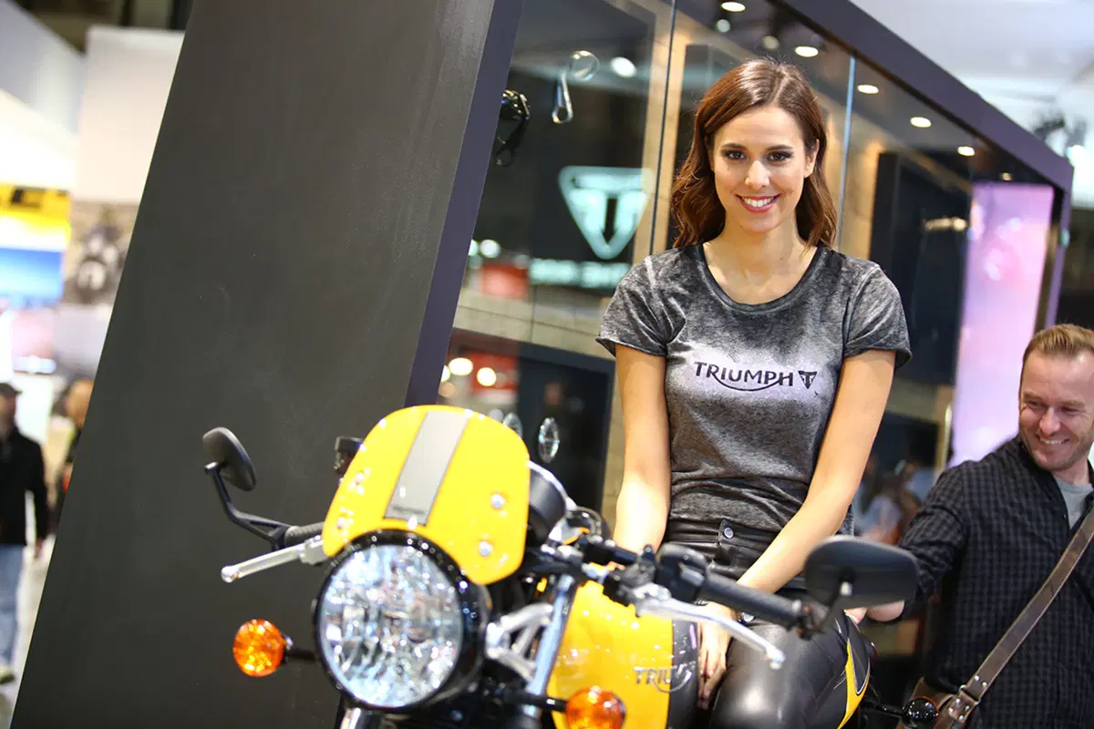 EICMA 2016: le ragazze più belle del Salone (18)