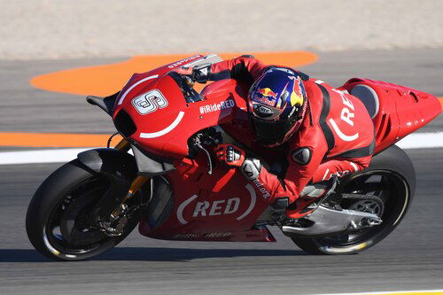 MotoGP. Livrea rosso (RED) per le Aprilia a Valencia (4)