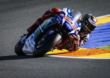 MotoGP. Lorenzo vince il GP di Valencia