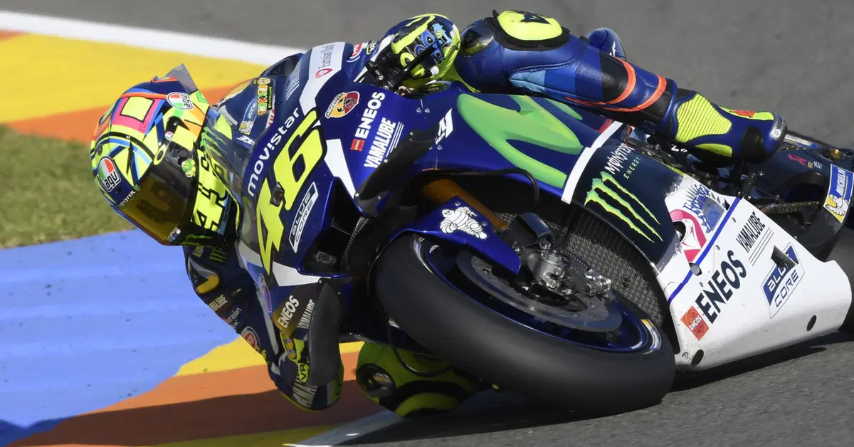 MotoGP. Rossi: "Con Iannone una sfida all'ultimo sangue"