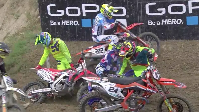 MXGP, le cadute pi&ugrave; spettacolari del 2016