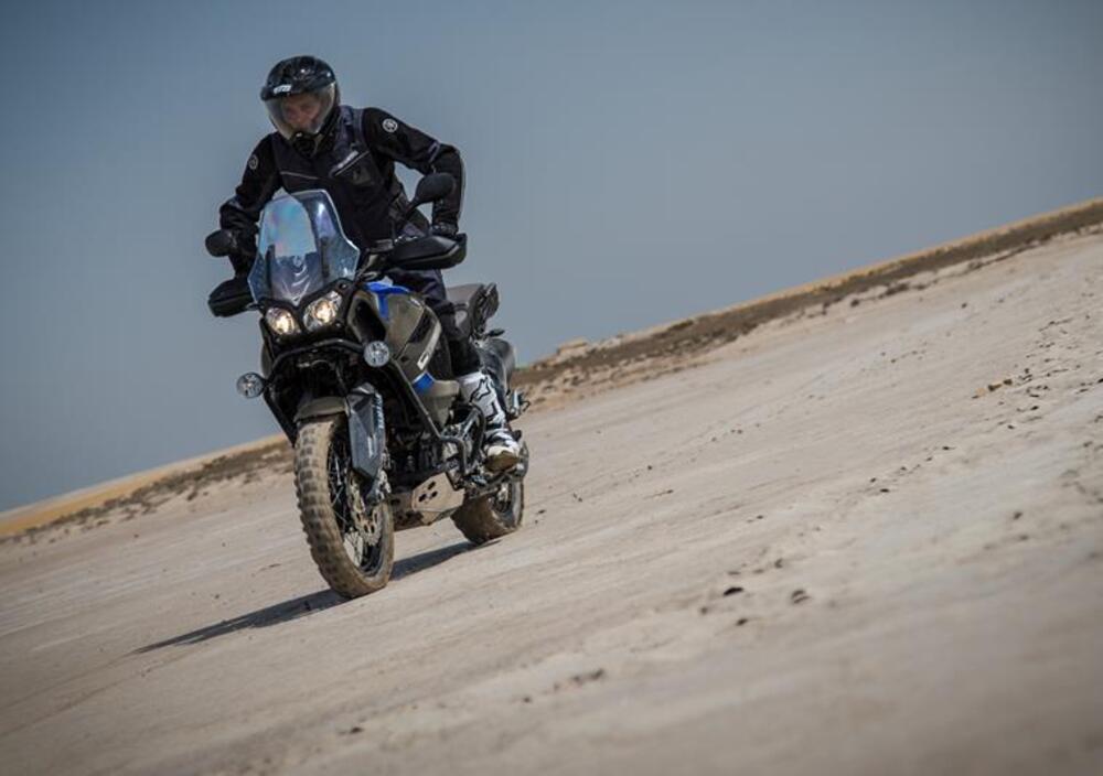 Yamaha XT1200Z Super Ténéré Worldcrosser (2017) (2)