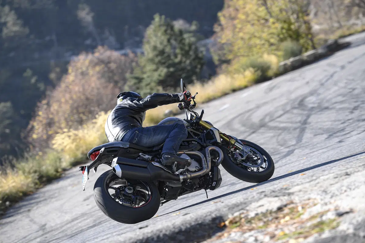 Ducati Monster 1200 S 2017 TEST. L'essenza della Monster! (34)