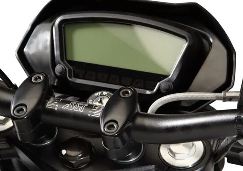 Hyosung GD 250 R GD 250 R (2017 - 18) (6)