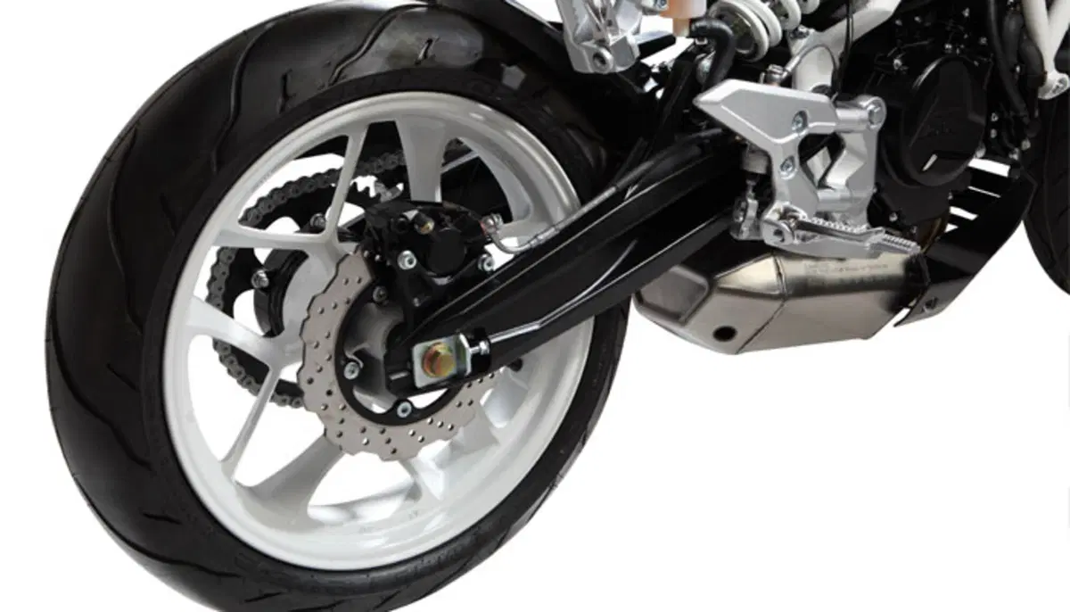 Hyosung GD 250 R GD 250 R (2017 - 18) (7)