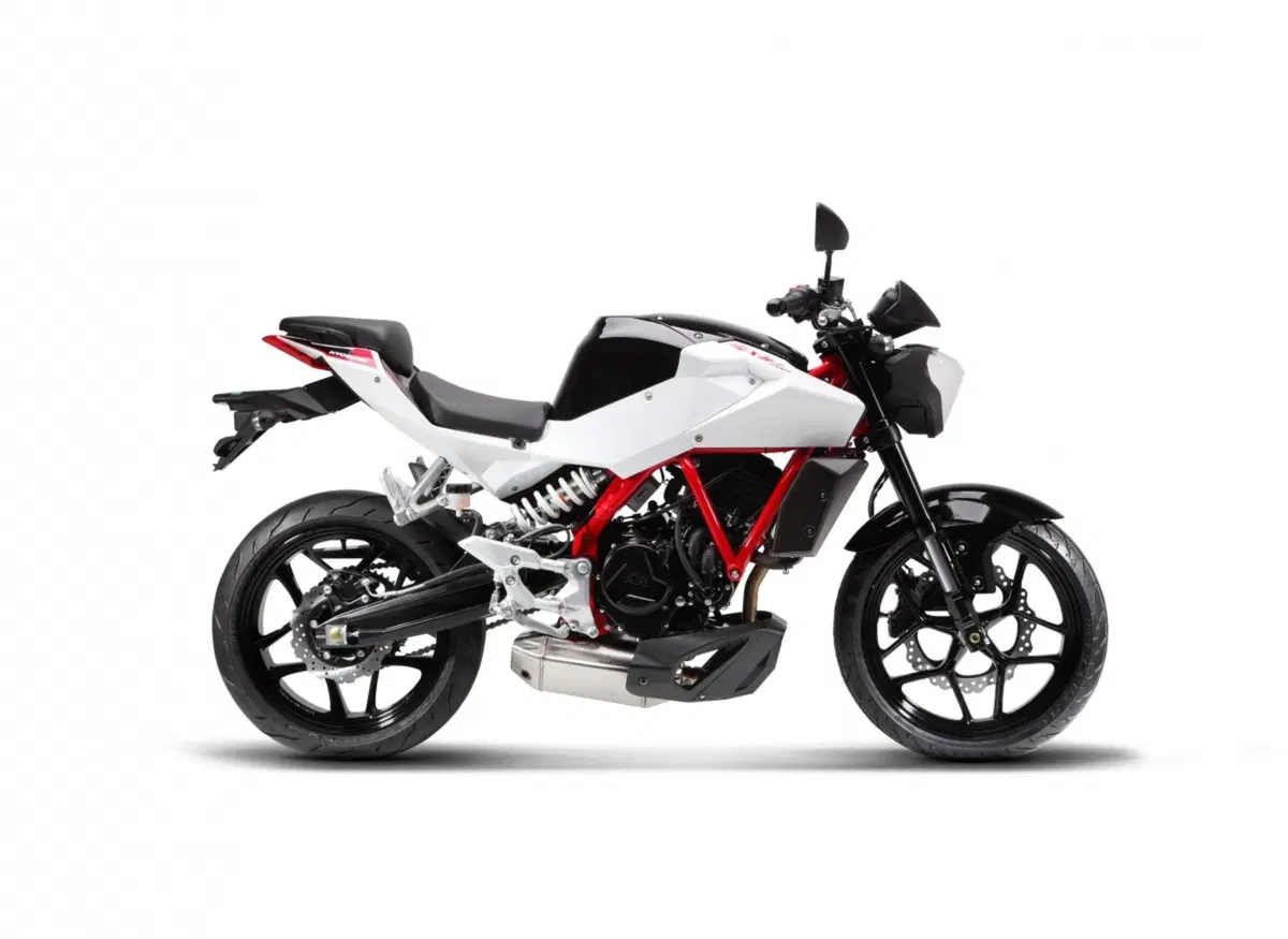 Hyosung GD 250 N (2017 - 18)