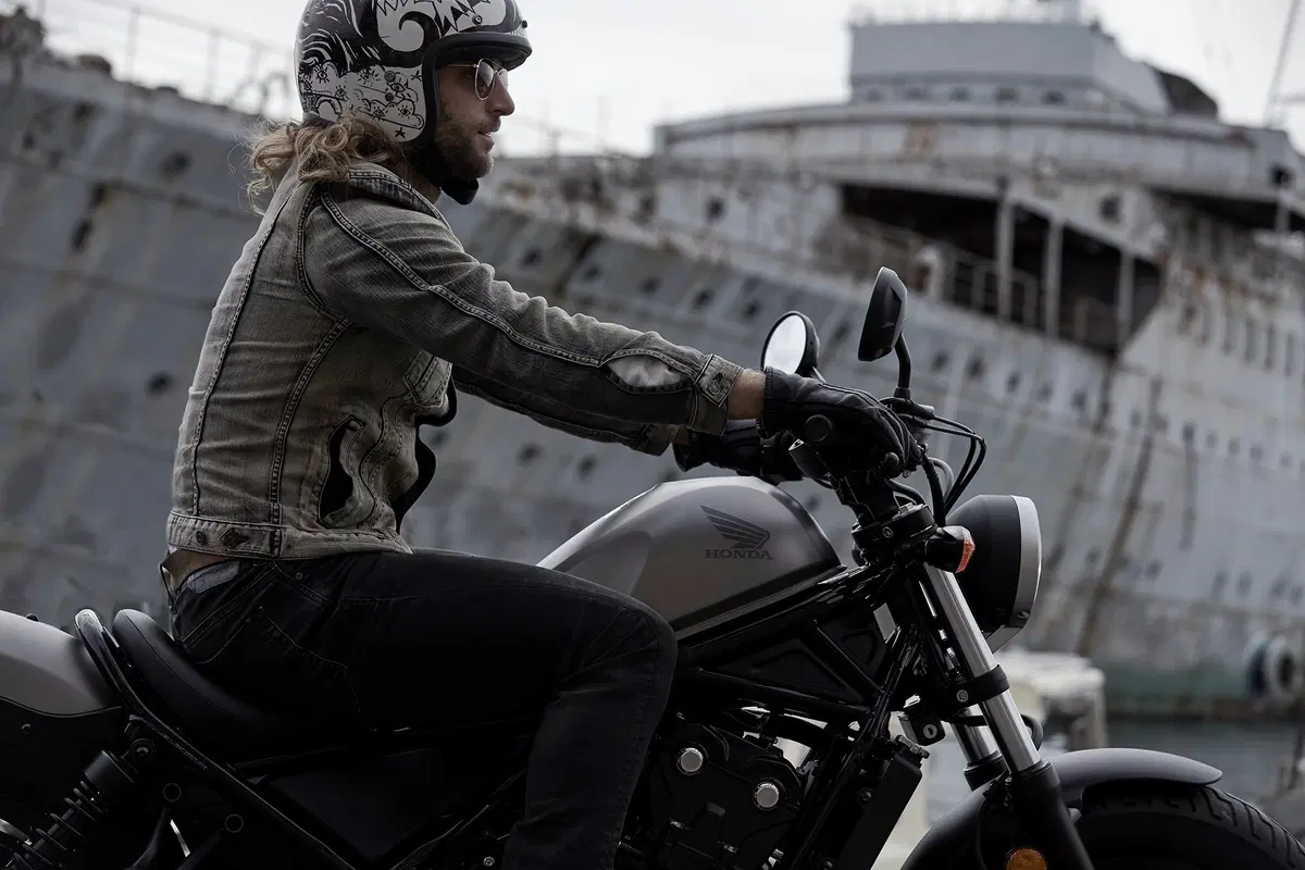Honda CMX 500 Rebel, nuova custom 2017. Foto e dati (7)