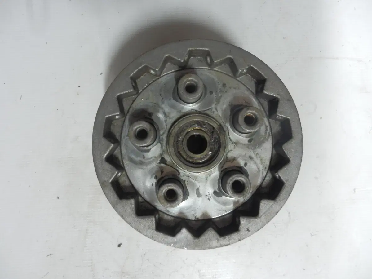 Mozzo ruota post Moto Guzzi Lodola fuoristrada