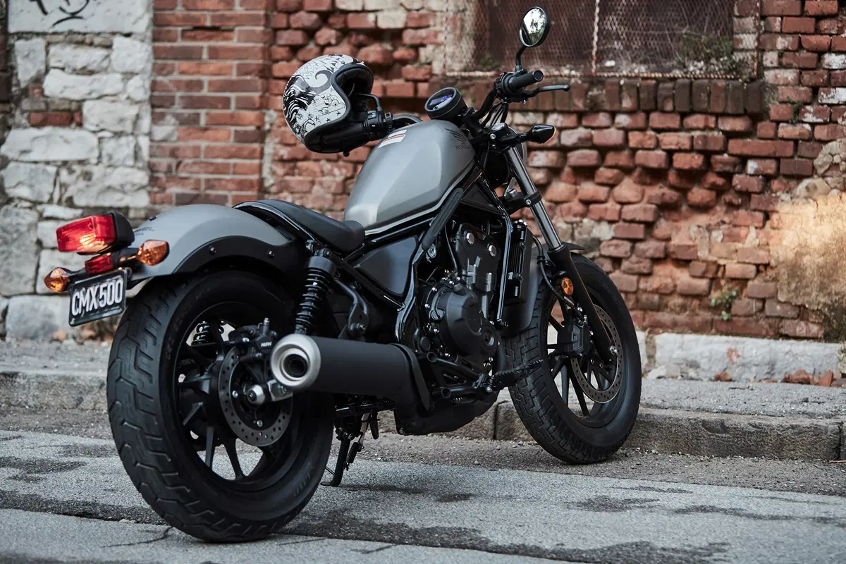 Honda CMX 500 Rebel, nuova custom 2017. Foto e dati (17)