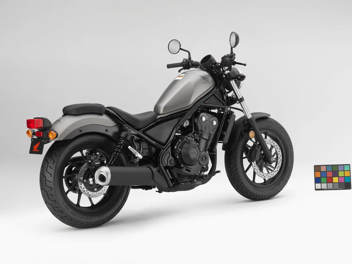 Honda CMX 500 Rebel, nuova custom 2017. Foto e dati (23)