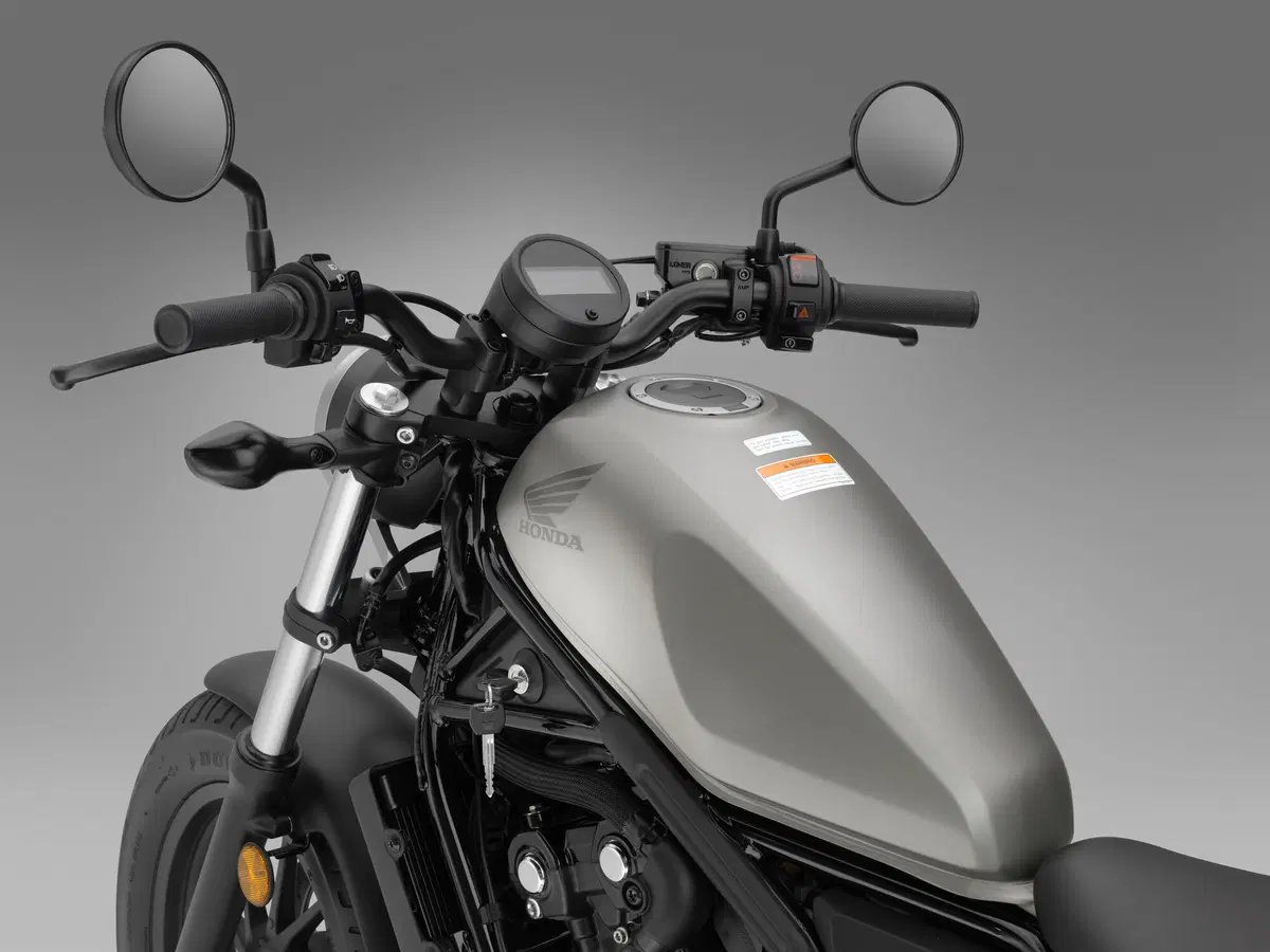 Honda CMX 500 Rebel, nuova custom 2017. Foto e dati (34)