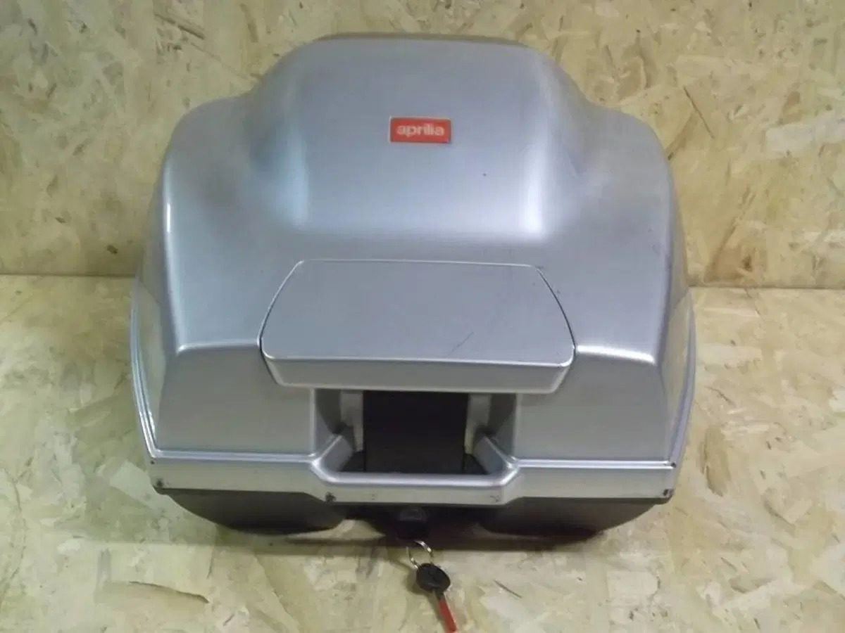 BAULETTO APRILIA