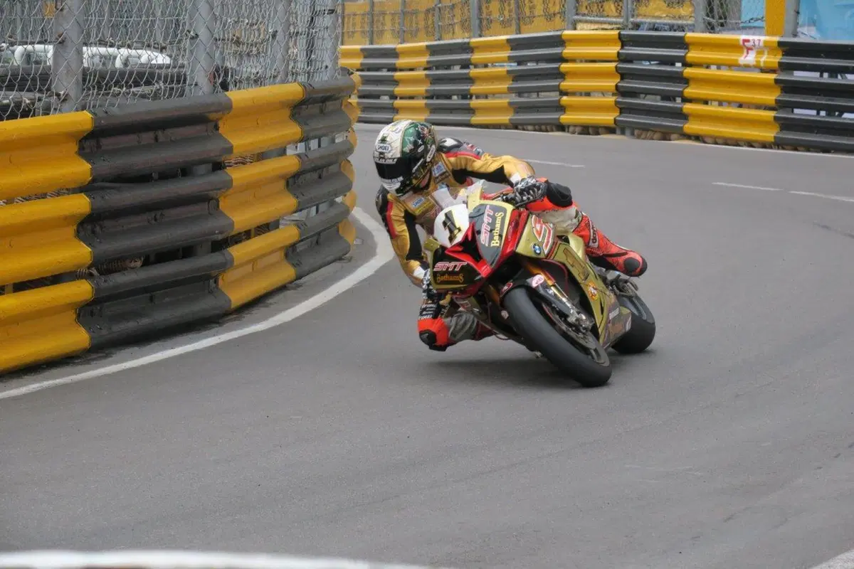 Macau GP 2016, Hickman raddoppia (31)