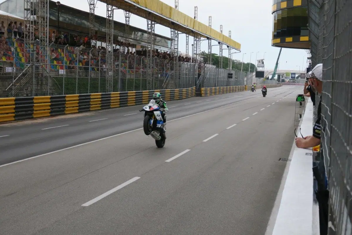 Macau GP 2016, Hickman raddoppia (47)