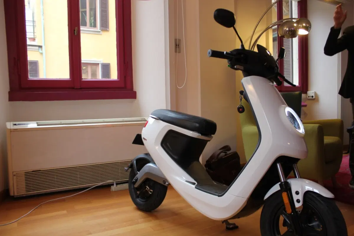 NIU, gli scooter elettrici smart, connessi tramite App
