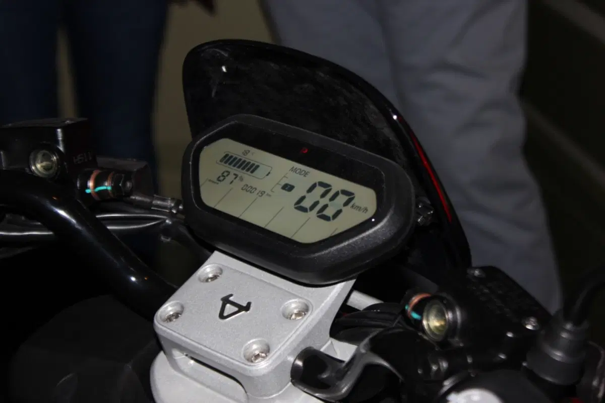 NIU, gli scooter elettrici smart, connessi tramite App (13)