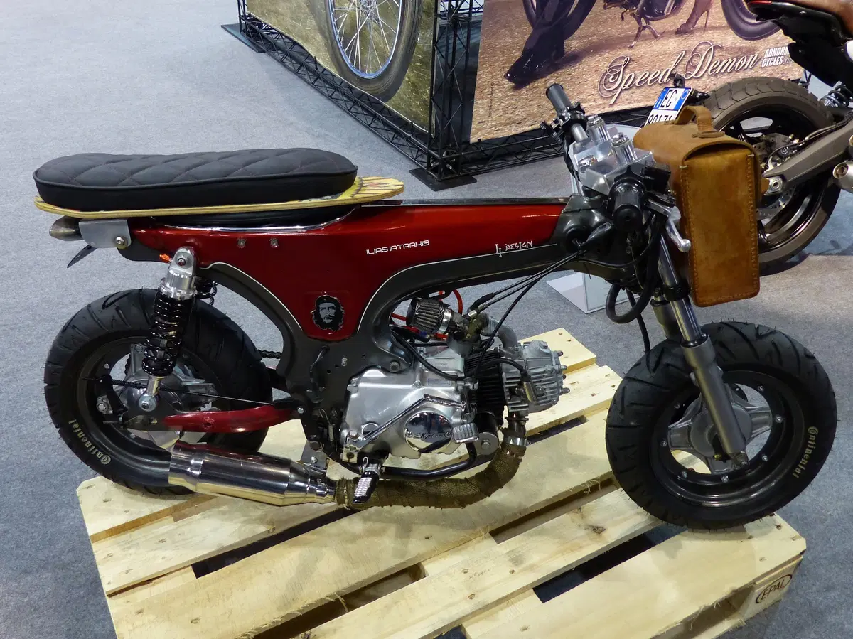 Custom e Special a EICMA 2016 (22)