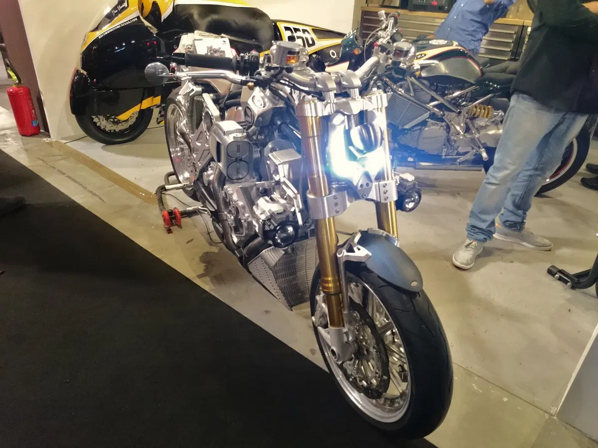Custom e Special a EICMA 2016 (51)
