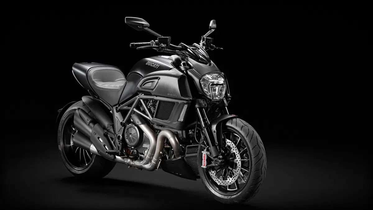 Ducati Diavel 1200 Diavel 1200 (2017 - 18) (2)