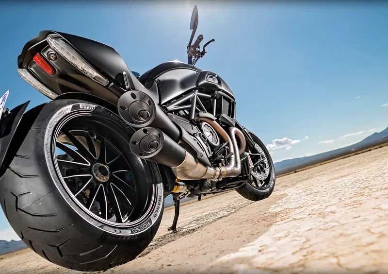Ducati Diavel 1200 Diavel 1200 (2017 - 18) (8)