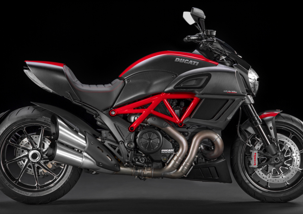 Ducati Diavel 1200 Carbon (2017 - 18) (3)