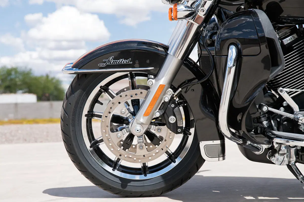 Harley-Davidson Touring 107 Electra Glide Ultra Limited (2017 - 18) - FLHTK (4)