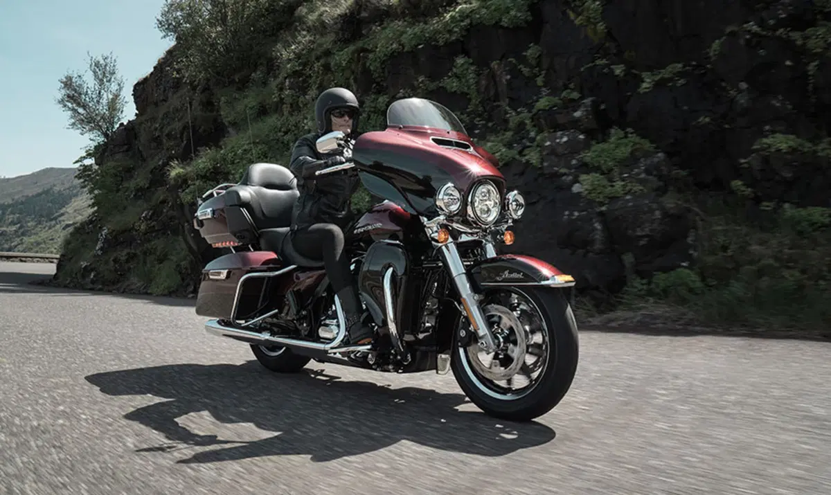 Harley-Davidson Touring 107 Electra Glide Ultra Limited Low (2017 - 18) - FLHTKL (4)