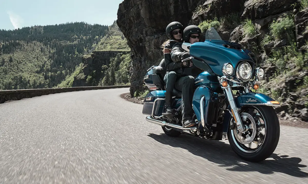 Harley-Davidson Touring 107 Electra Glide Ultra Limited Low (2017 - 18) - FLHTKL (9)