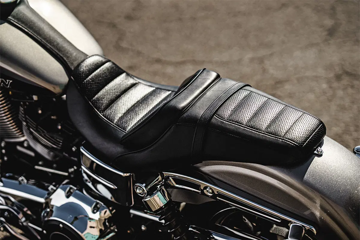 Harley-Davidson Dyna 1690 Low Rider (2014 - 17) - FXDL (13)