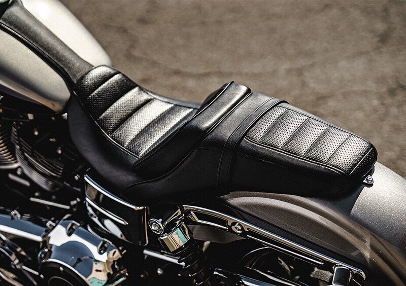 Harley-Davidson Dyna 1690 Low Rider (2014 - 17) - FXDL (13)