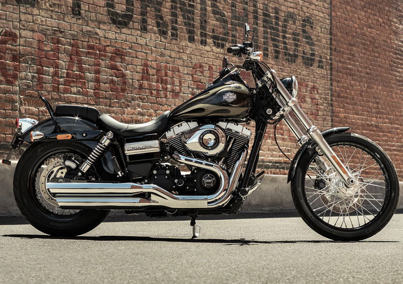 Harley-Davidson Dyna 1690 Wide Glide (2010 - 17) - FXDWG (16)