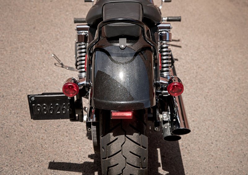 Harley-Davidson Dyna 1690 Wide Glide (2010 - 17) - FXDWG (20)