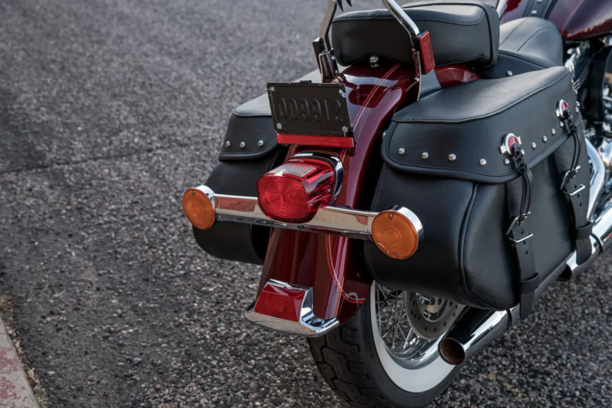 Harley-Davidson Softail 1690 Heritage Classic (2011 - 17) - FLSTC (17)