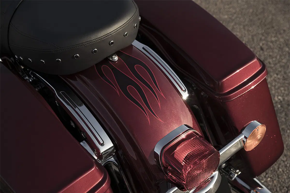 Harley-Davidson Touring 107 Road King (2017) - FLHR (4)