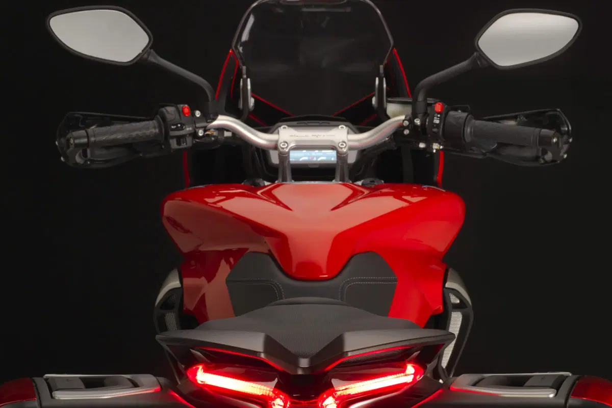 MV Agusta Turismo Veloce 800 Turismo Veloce 800 Lusso SCS (2017 - 20) (7)