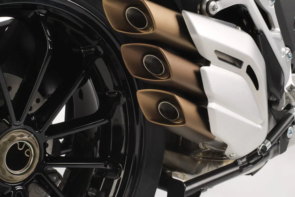 MV Agusta Turismo Veloce 800 Turismo Veloce 800 Lusso SCS (2017 - 20) (11)