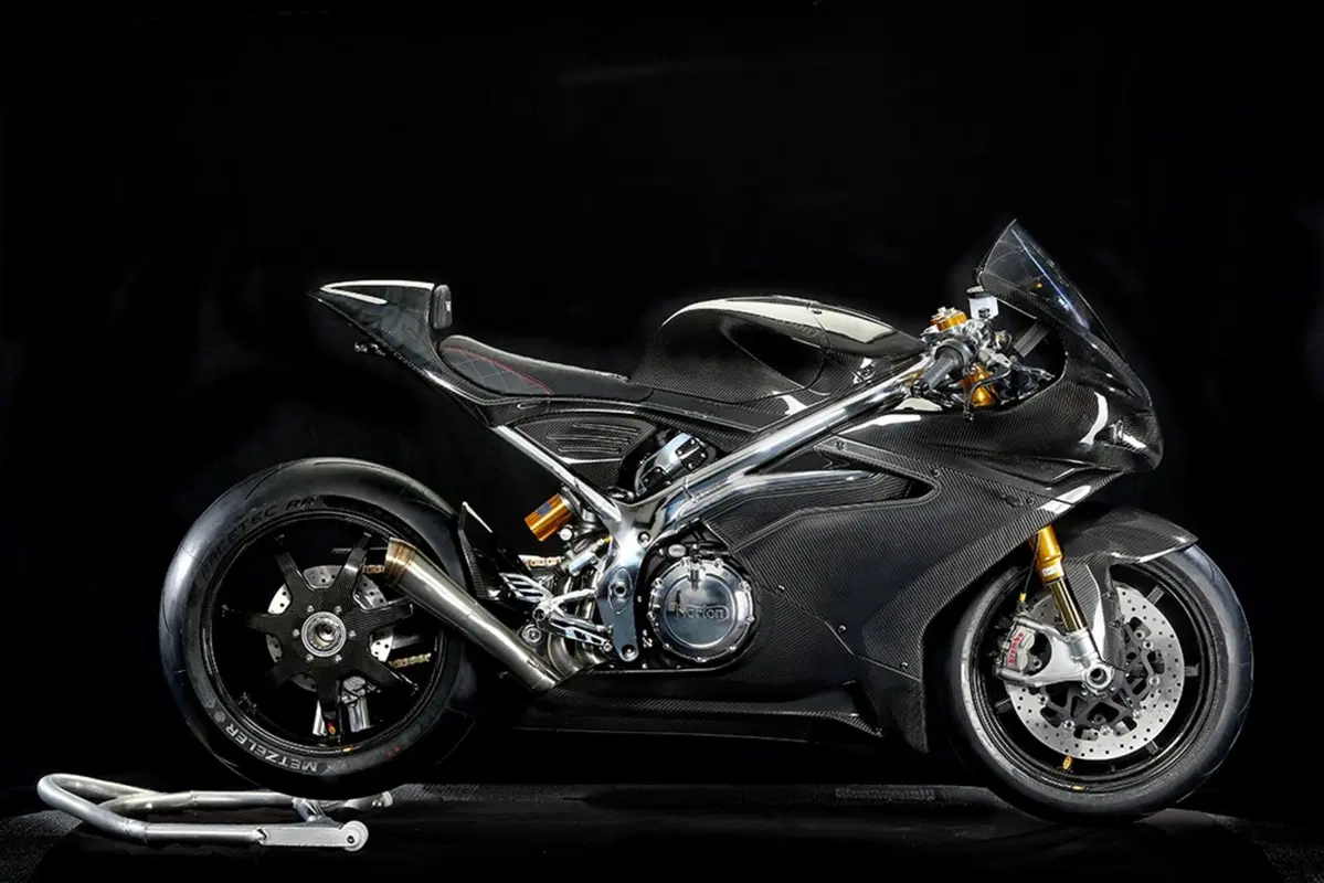 Norton V4 RR 2017, la 1.200 da oltre 200 cv (4)