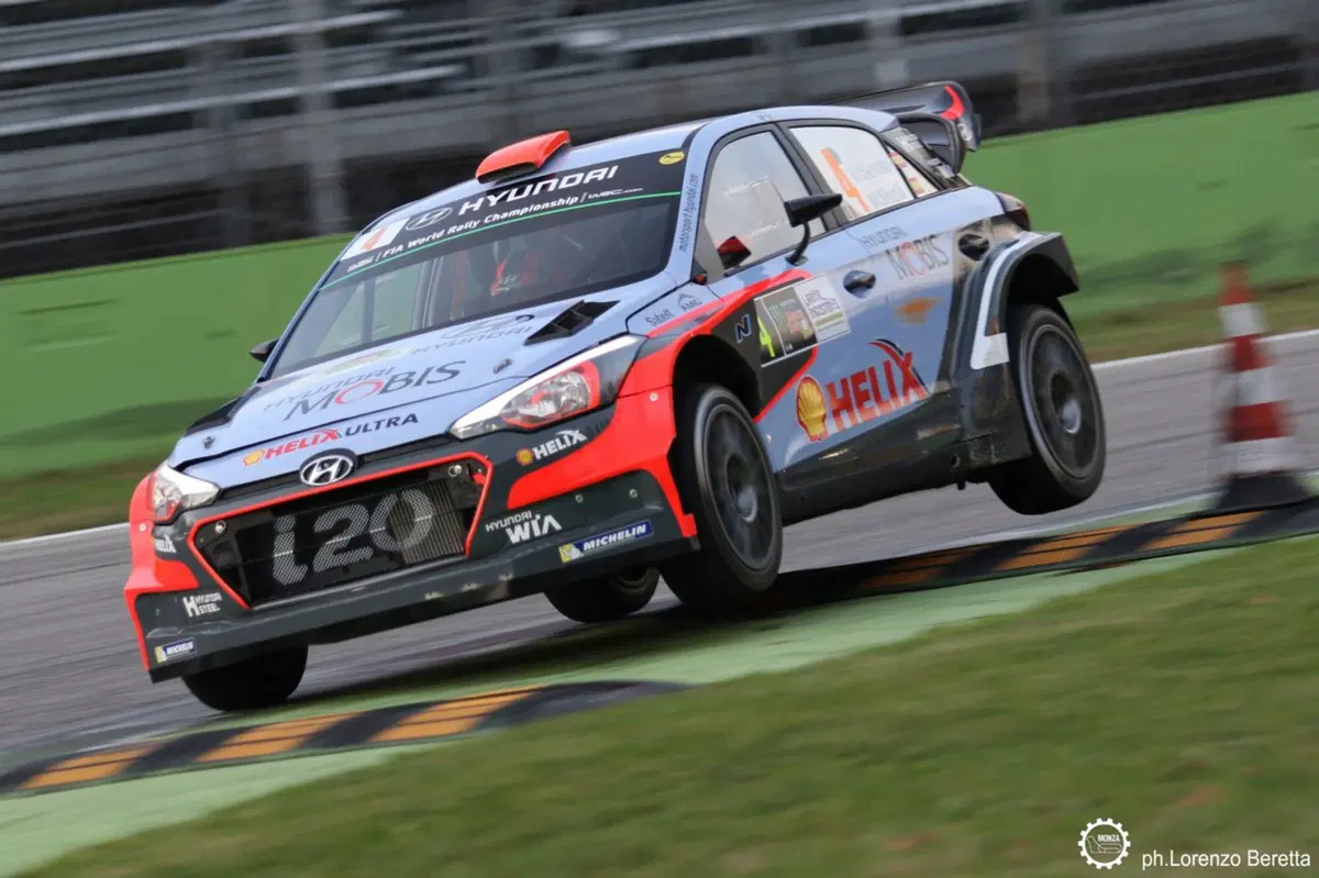 Monza Rally Show 2016, day 1: Rossi in testa, Sordo subito dietro (17)