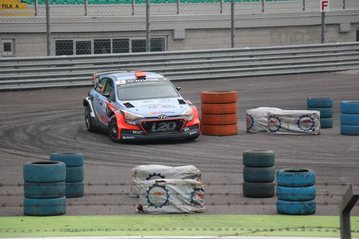 Monza Rally Show 2016, day2: Rossi allunga, Bonanomi davanti a Sordo (18)