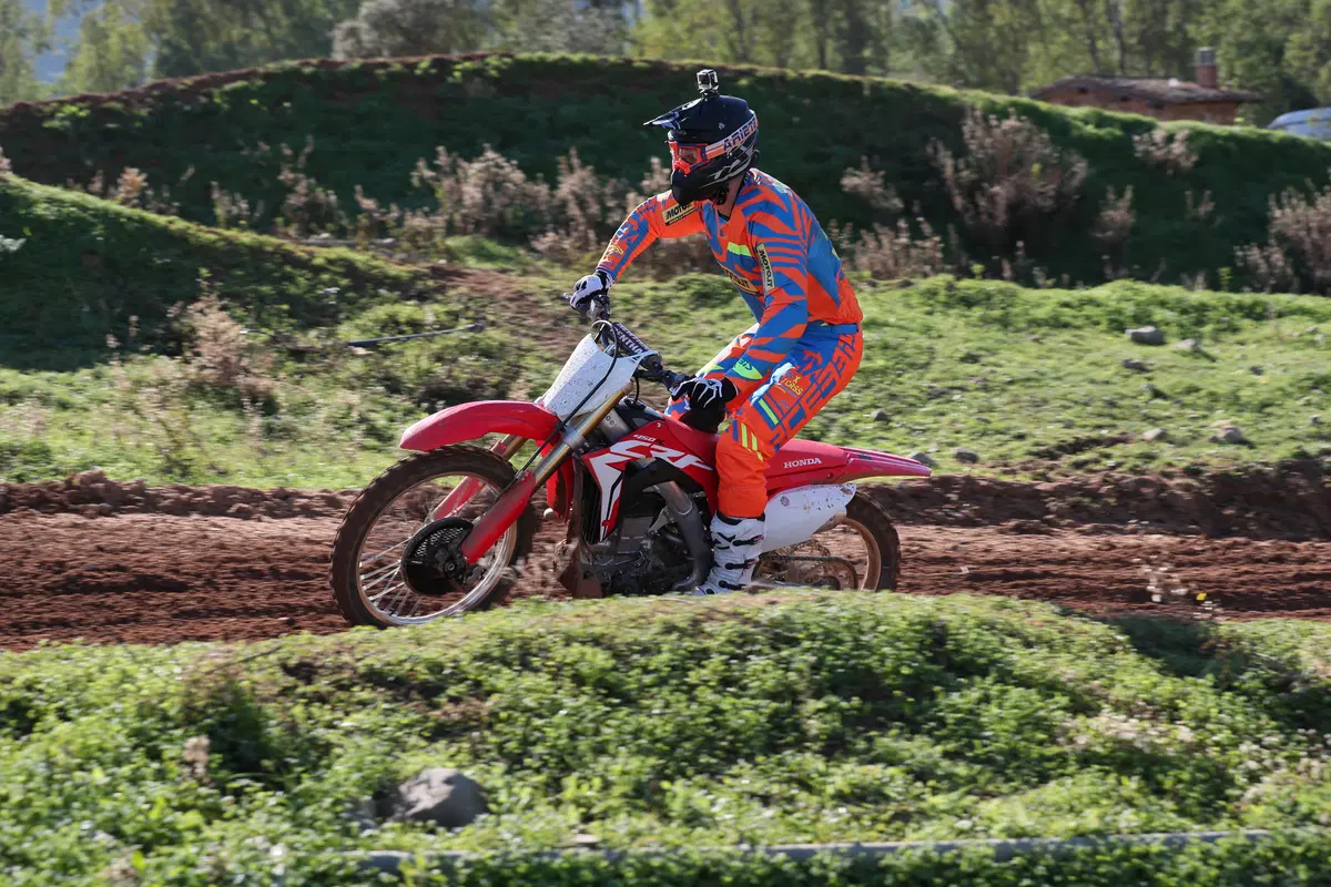 Honda CRF 450 R e CRF 450 RX m.y. 2017 (4)