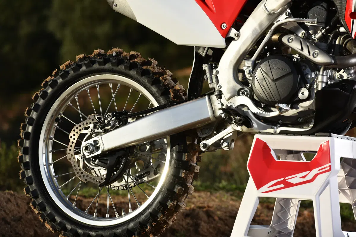 Honda CRF 450 R e CRF 450 RX m.y. 2017 (28)