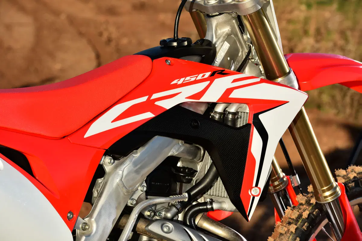 Honda CRF 450 R e CRF 450 RX m.y. 2017 (21)