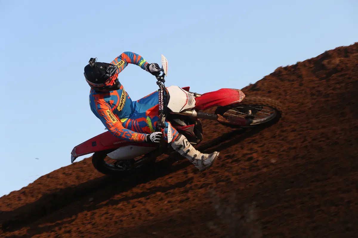 Honda CRF 450 R e CRF 450 RX m.y. 2017 (32)