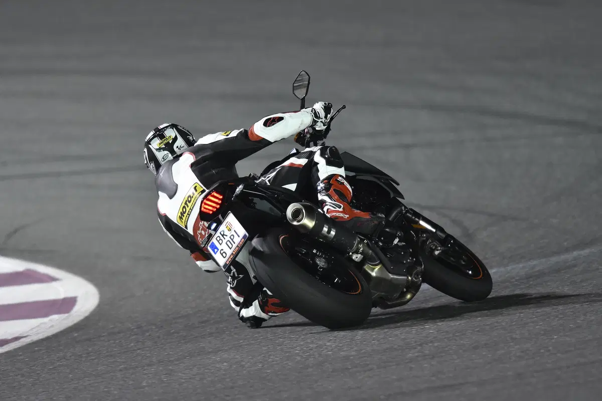 KTM SuperDuke 1290R 2017 (3)