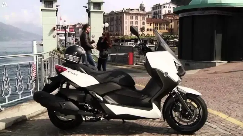 Yamaha X-Max 400 ABS (2013 - 16) (3)