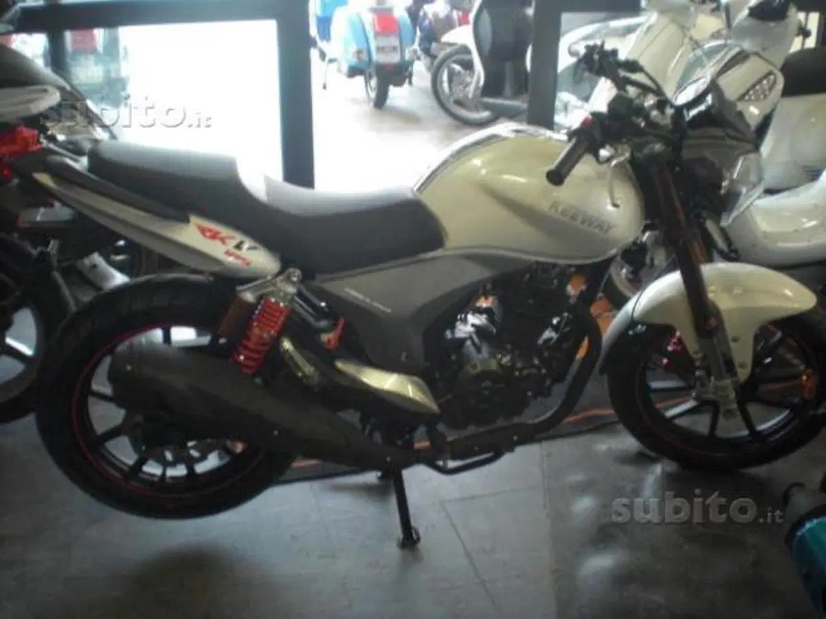 Keeway Motor RKV 125 (2012 - 17) (6)