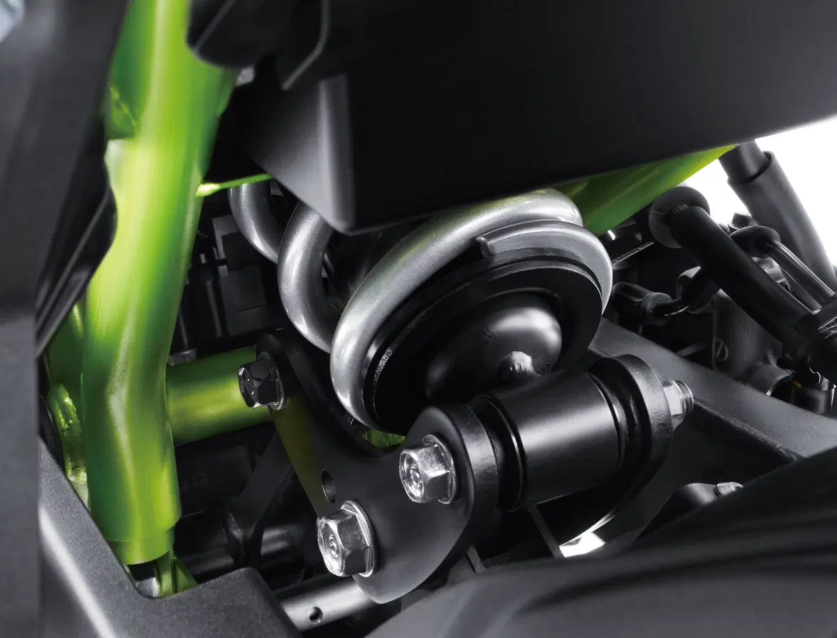 Kawasaki Z650 2017 (3)