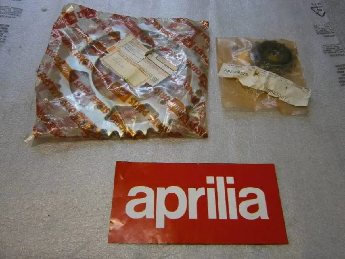 CORONA E PIGNONE RS 250 Aprilia