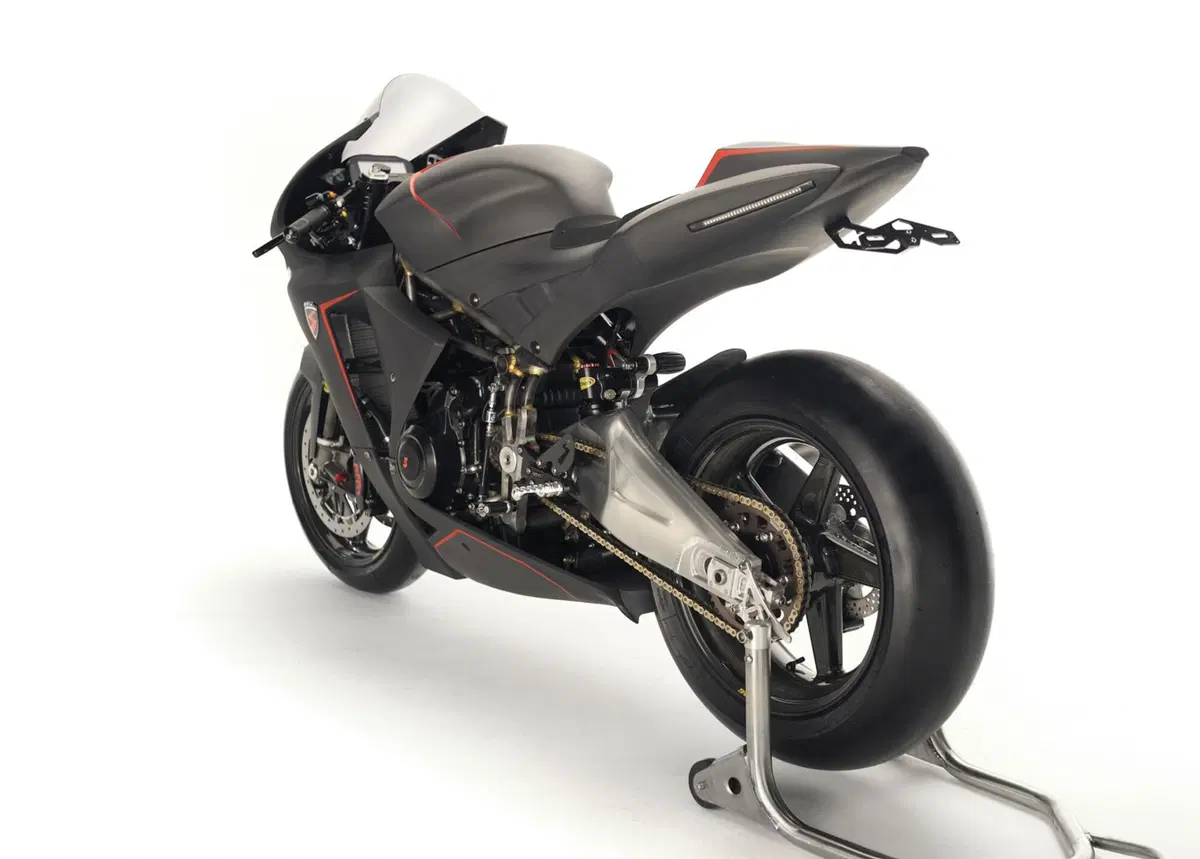 Spirit Motorcycles GP Sport R, la 750 da 180 cv e 140 kg (2)