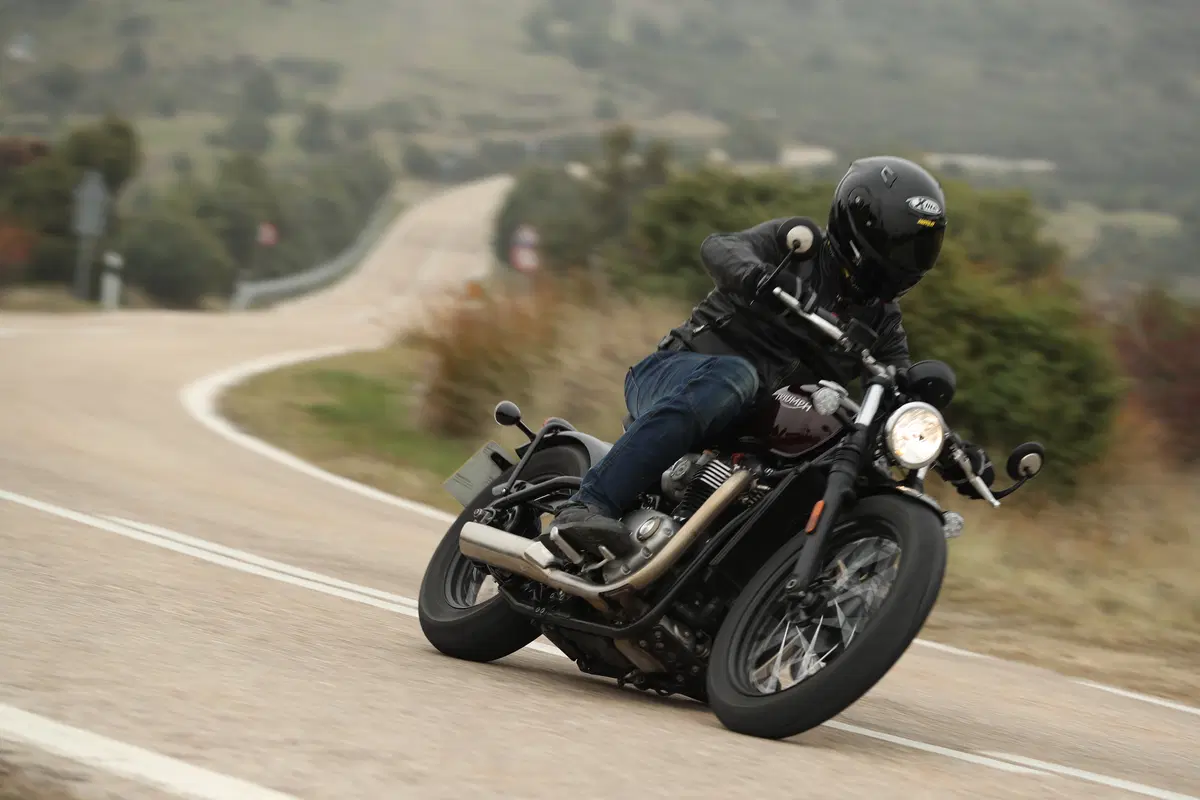 Triumph Bobber 2017. Senza compromessi (2)